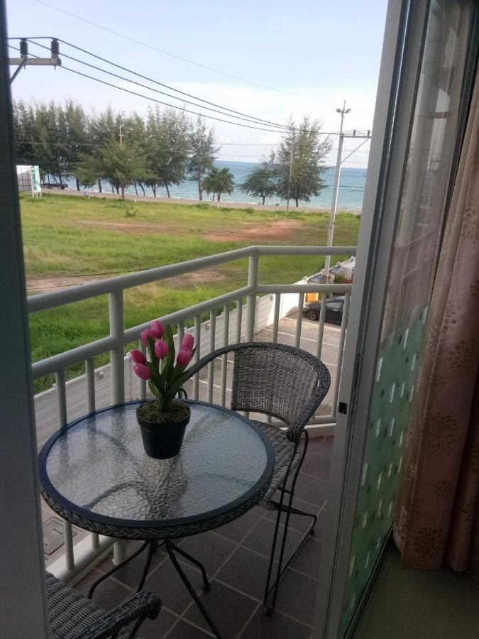 Grand Beach Condo By Malai メーピン エクステリア 写真