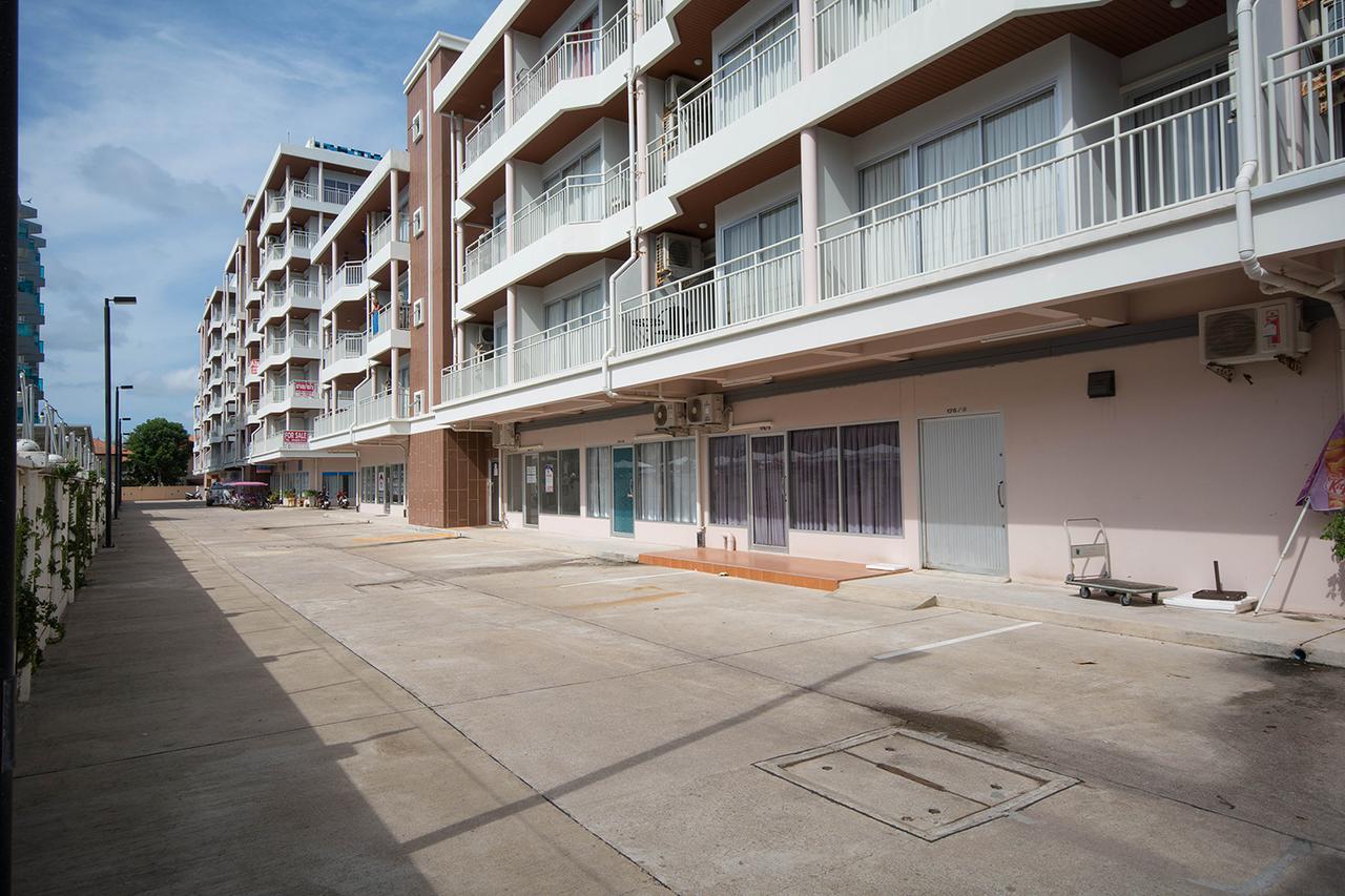 Grand Beach Condo By Malai メーピン エクステリア 写真